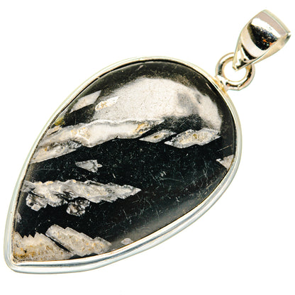 Chrysanthemum Stone Pendants handcrafted by Ana Silver Co - PD23707 - Photo 2