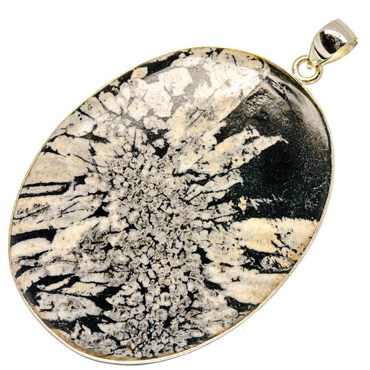Chrysanthemum Stone Pendants handcrafted by Ana Silver Co - PD23818 - Photo 2