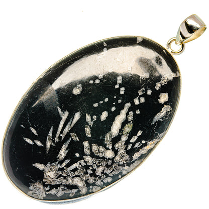 Chrysanthemum Stone Pendants handcrafted by Ana Silver Co - PD23824 - Photo 2