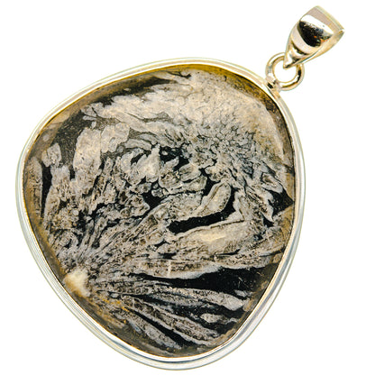 Chrysanthemum Stone Pendants handcrafted by Ana Silver Co - PD23835 - Photo 2