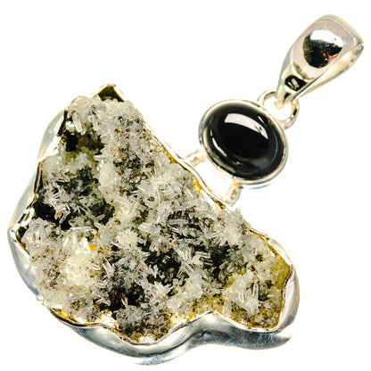 Quartz Cluster Pendants handcrafted by Ana Silver Co - PD24750 - Photo 2
