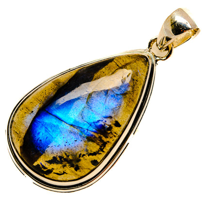 Labradorite Pendants handcrafted by Ana Silver Co - PD25385 - Photo 2