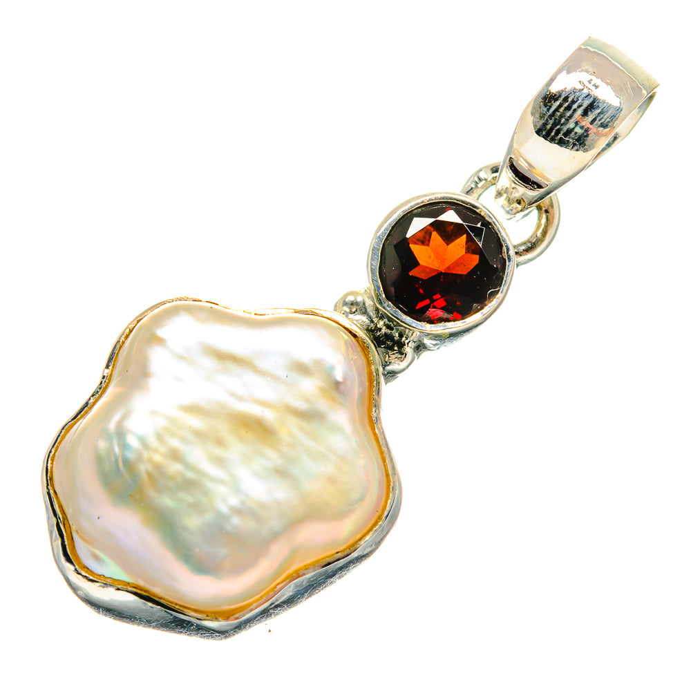 Mother Of Pearl Pendants handcrafted by Ana Silver Co - PD25455 - Photo 2