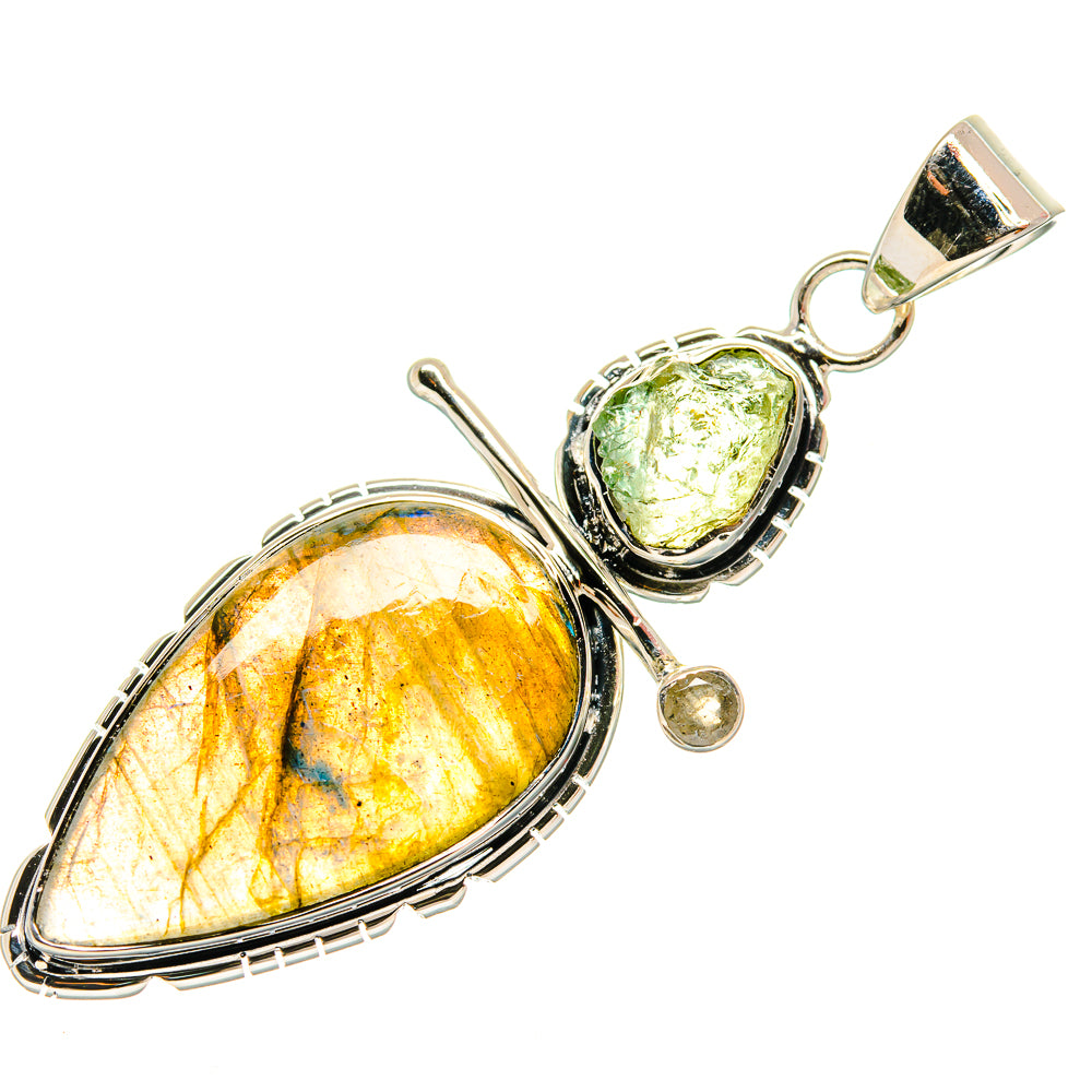 Labradorite Pendants handcrafted by Ana Silver Co - PD25936 - Photo 2