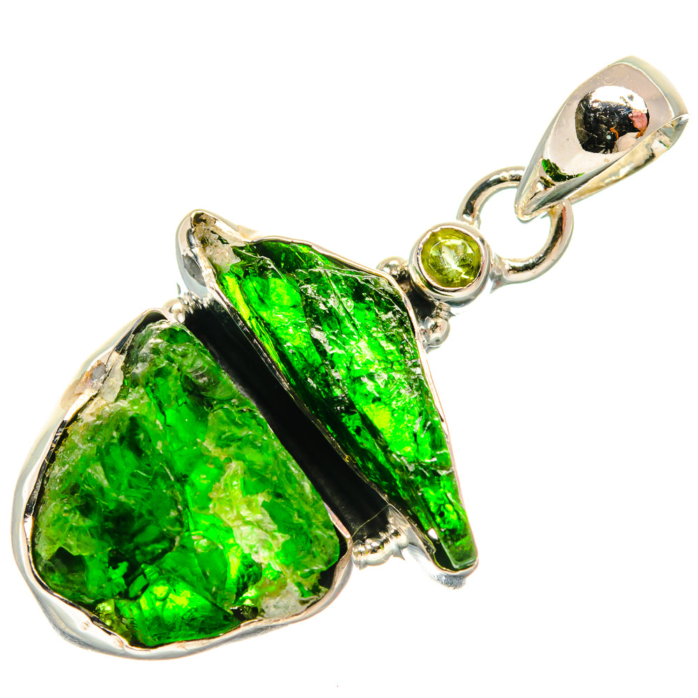 Chrome Diopside Pendants handcrafted by Ana Silver Co - PD26223 - Photo 2