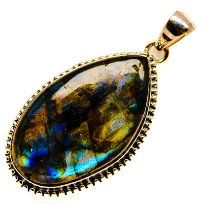 Labradorite Pendants handcrafted by Ana Silver Co - PD26458 - Photo 2