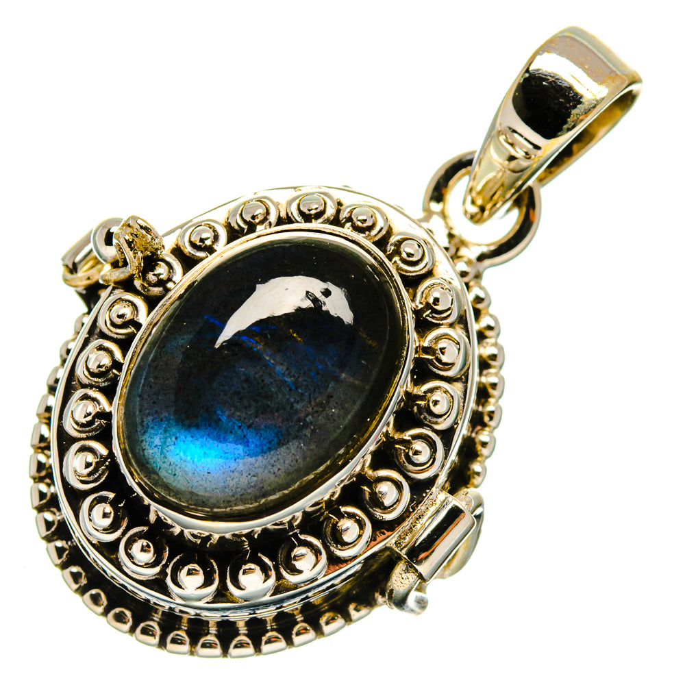 Labradorite Pendants handcrafted by Ana Silver Co - PD26565 - Photo 2