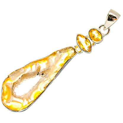 Occo Geode Pendants handcrafted by Ana Silver Co - PD26745 - Photo 2