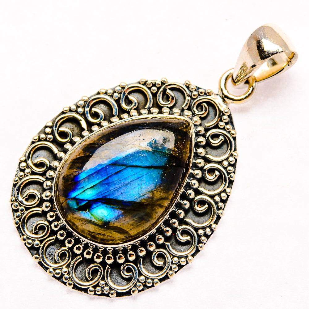 Labradorite Pendants handcrafted by Ana Silver Co - PD26800 - Photo 2