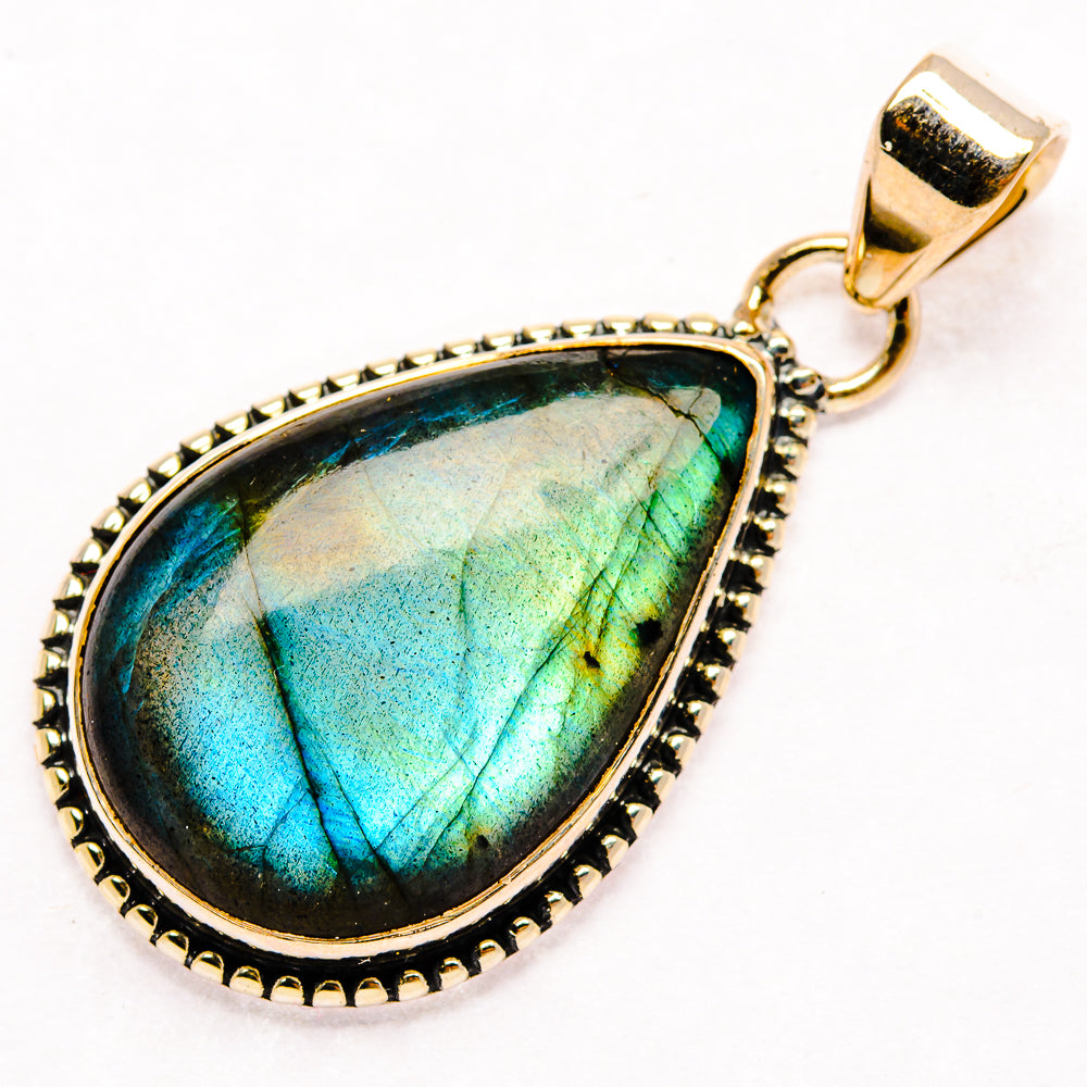 Labradorite Pendants handcrafted by Ana Silver Co - PD26804 - Photo 2