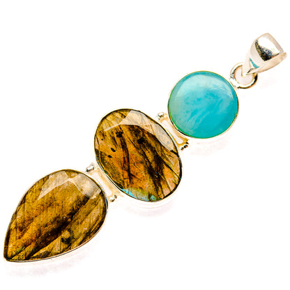Labradorite Pendants handcrafted by Ana Silver Co - PD26806 - Photo 2