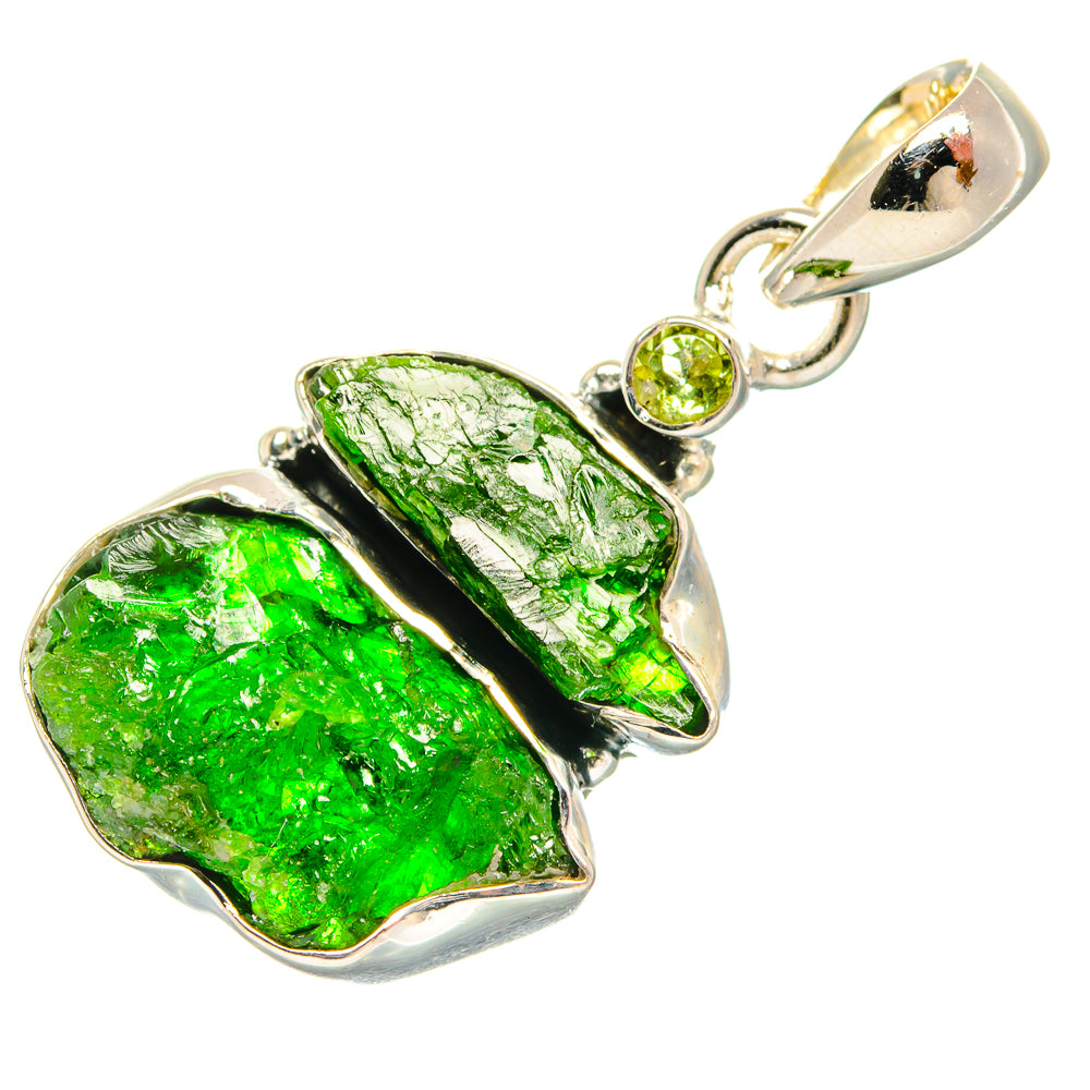 Chrome Diopside Pendants handcrafted by Ana Silver Co - PD27052 - Photo 2