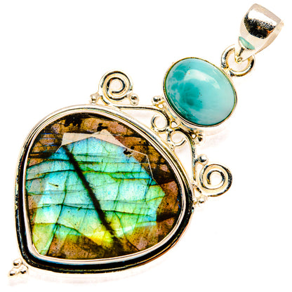 Labradorite Pendants handcrafted by Ana Silver Co - PD27236 - Photo 2