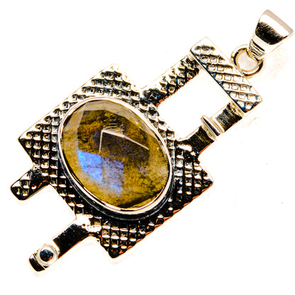Labradorite pendant in ornate 925 sterling silver with oval stone and blue flash