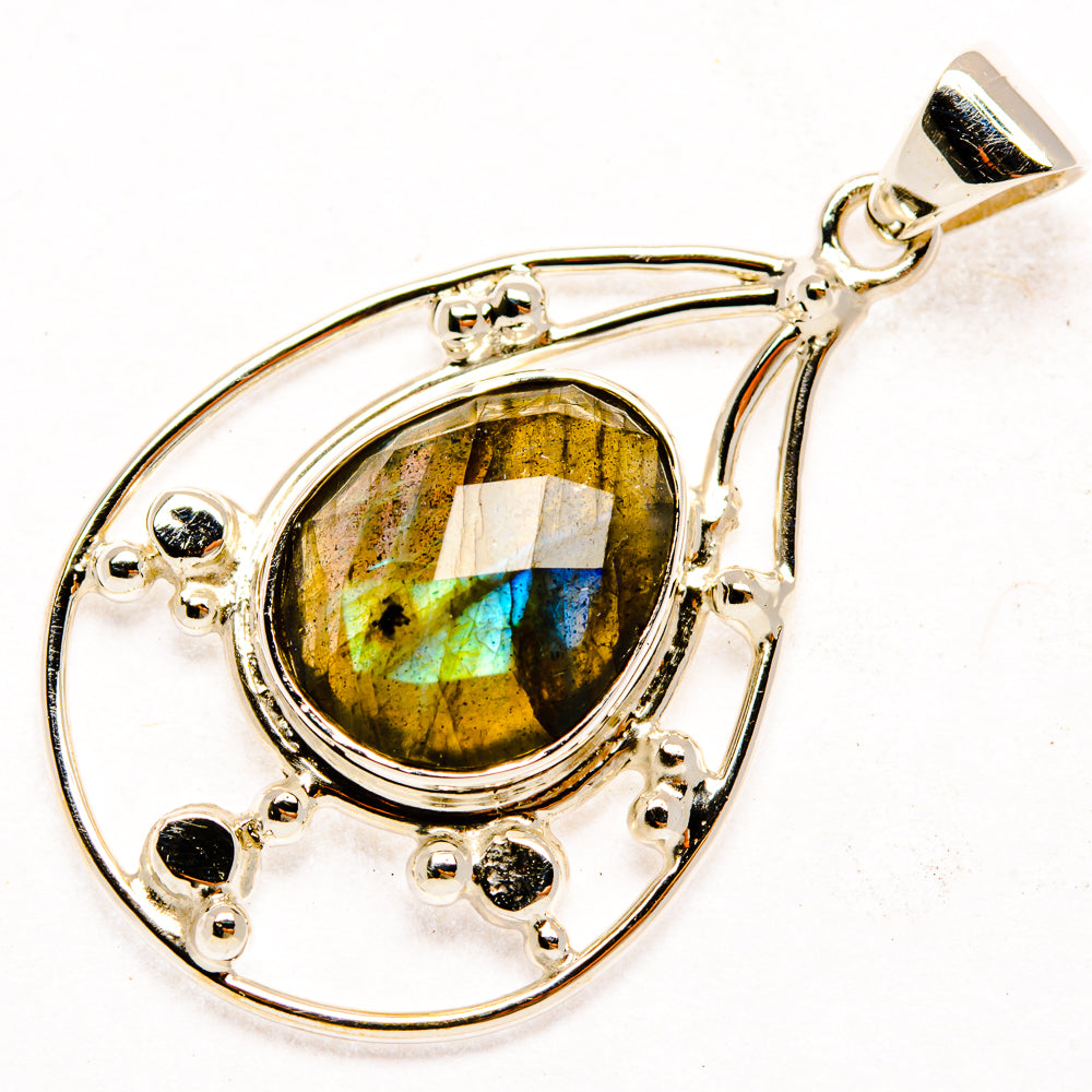 Labradorite Pendants handcrafted by Ana Silver Co - PD28007 - Photo 2