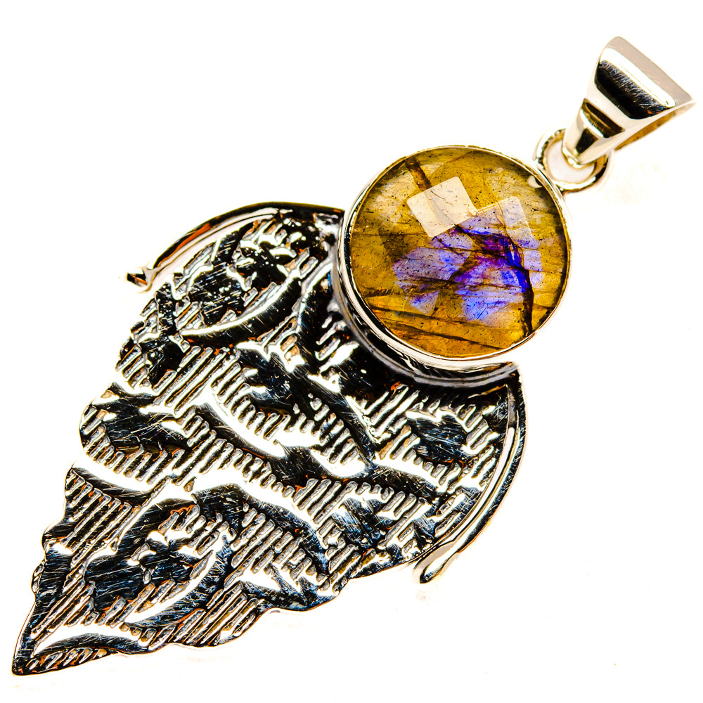 Labradorite Pendants handcrafted by Ana Silver Co - PD28027 - Photo 2