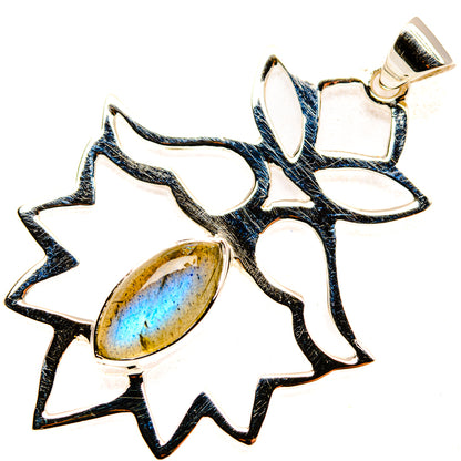 Labradorite Pendants handcrafted by Ana Silver Co - PD28046 - Photo 2