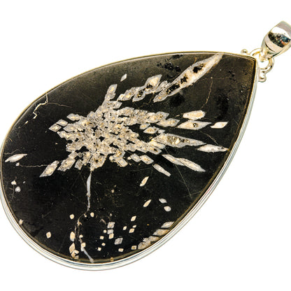 Chrysanthemum Stone Pendants handcrafted by Ana Silver Co - PD28120 - Photo 2