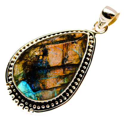 Labradorite Pendants handcrafted by Ana Silver Co - PD28456 - Photo 2