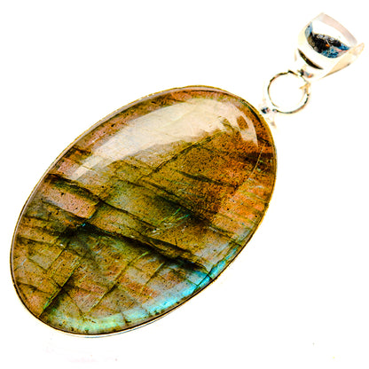Labradorite Pendants handcrafted by Ana Silver Co - PD28470 - Photo 2