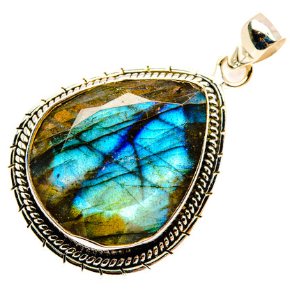 Labradorite Pendants handcrafted by Ana Silver Co - PD28575 - Photo 2