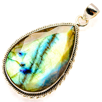Labradorite Pendants handcrafted by Ana Silver Co - PD28802 - Photo 2