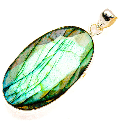 Labradorite Pendants handcrafted by Ana Silver Co - PD28941 - Photo 2