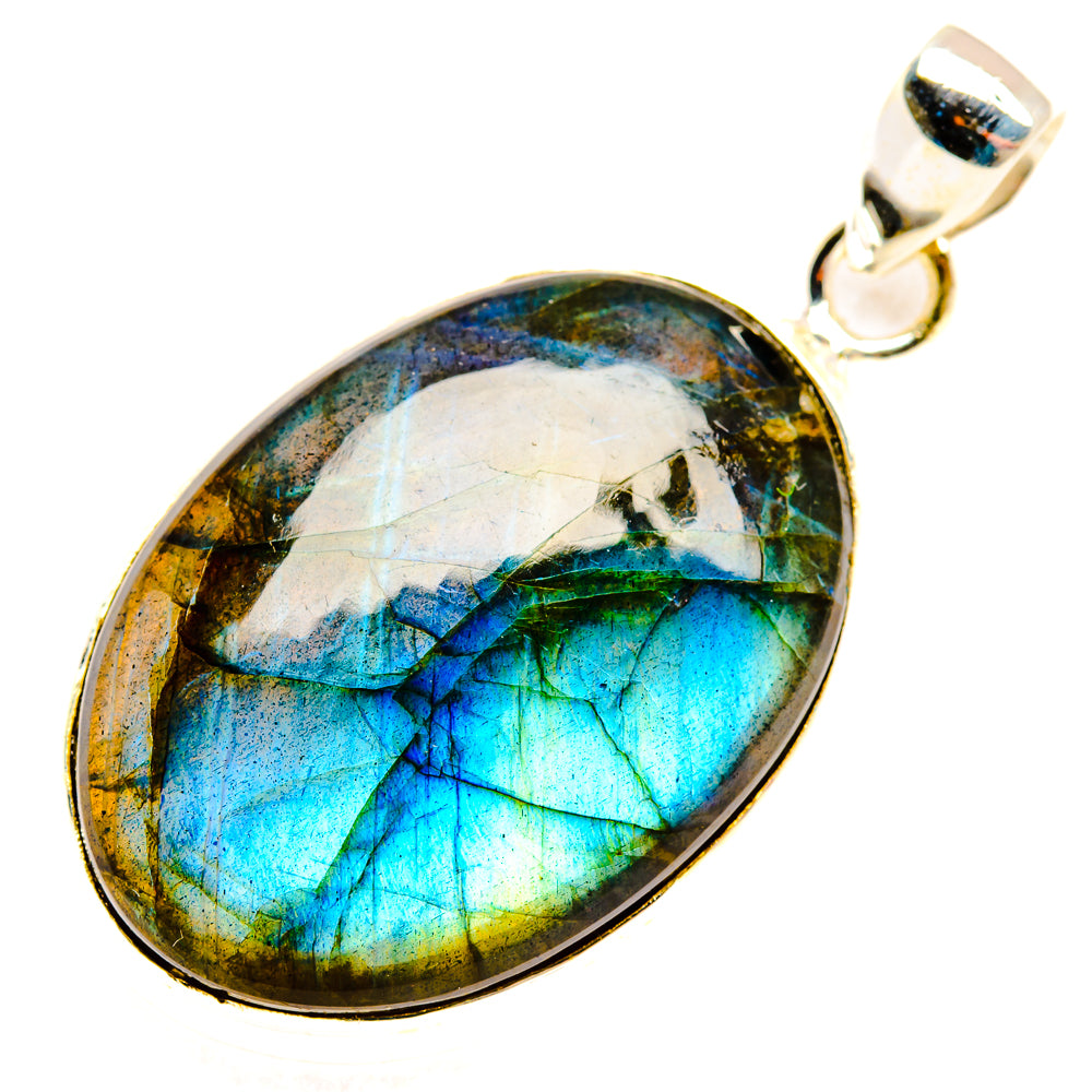 Labradorite Pendants handcrafted by Ana Silver Co - PD29093 - Photo 2