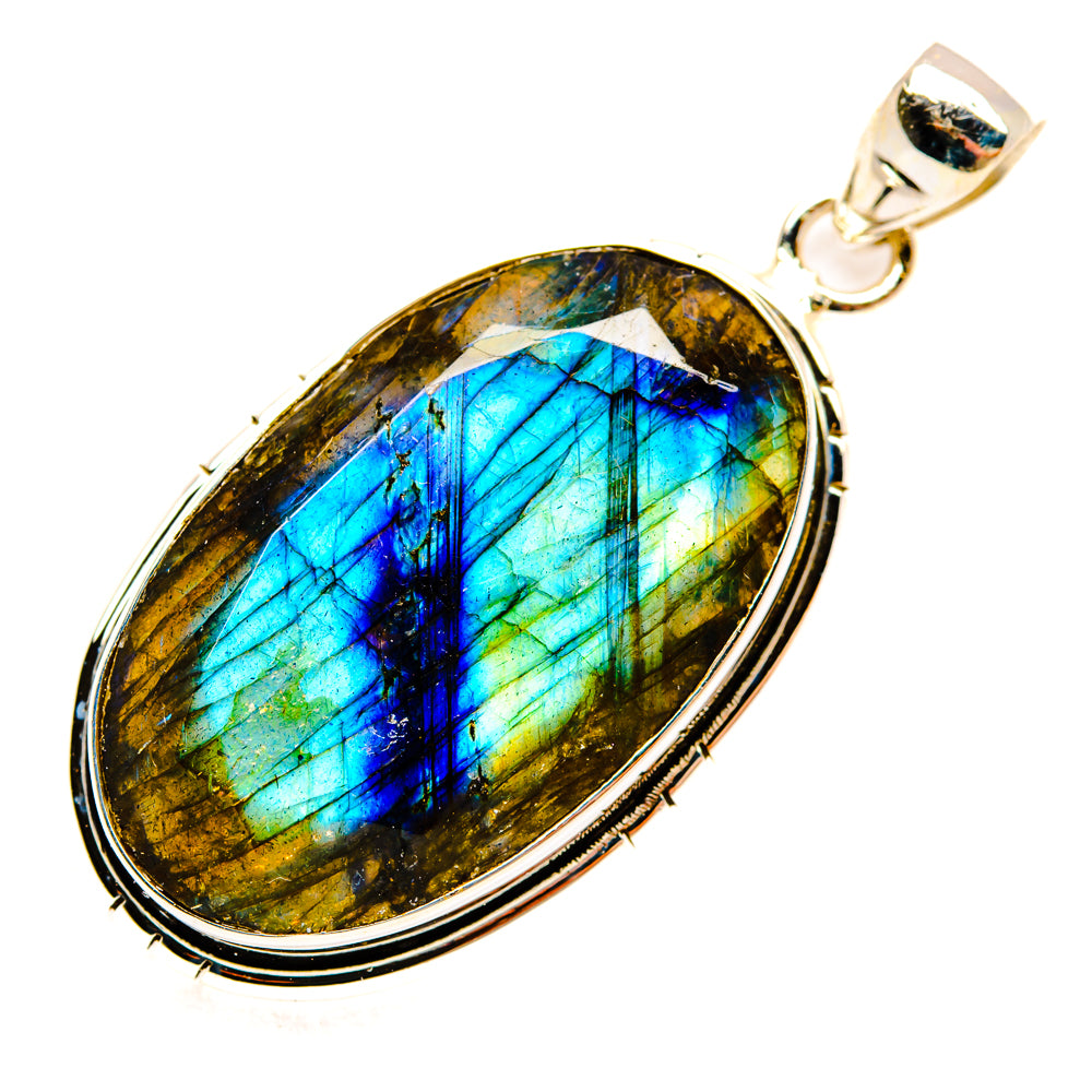 Labradorite Pendants handcrafted by Ana Silver Co - PD29096 - Photo 2