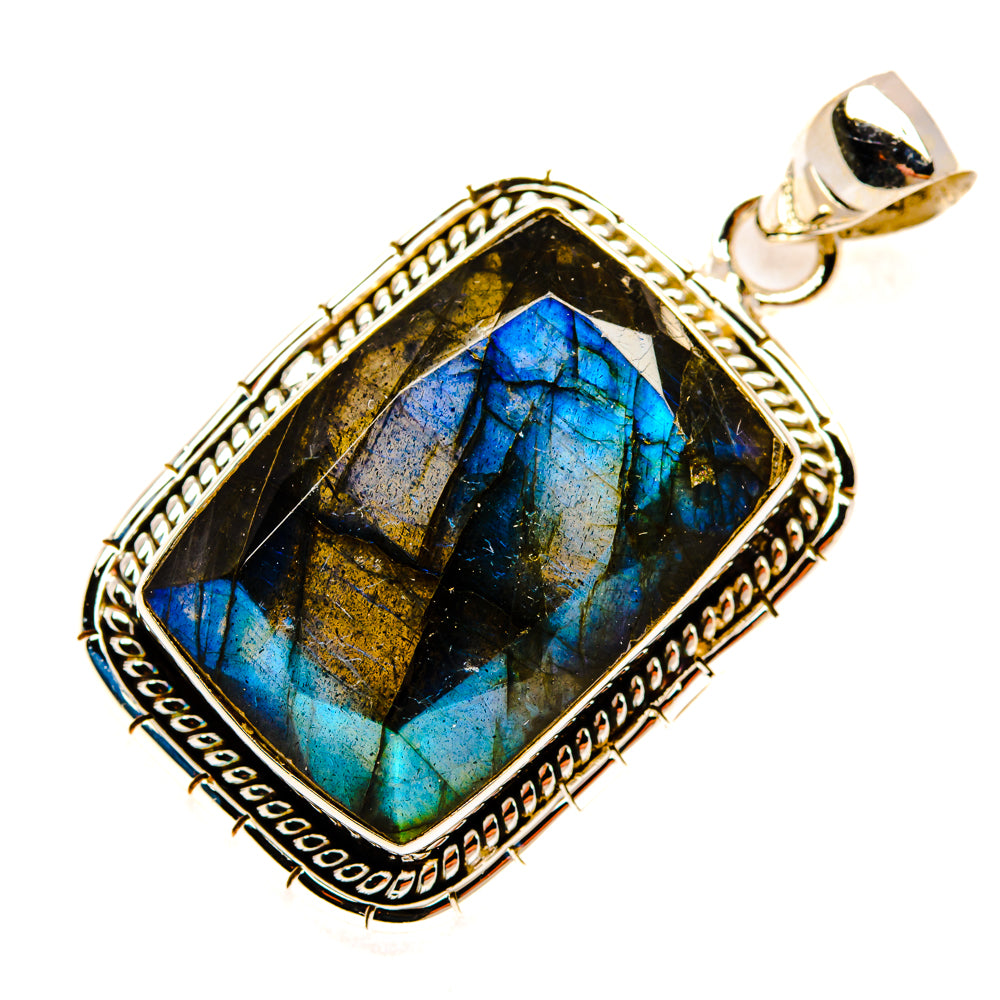 Labradorite Pendants handcrafted by Ana Silver Co - PD29114 - Photo 2