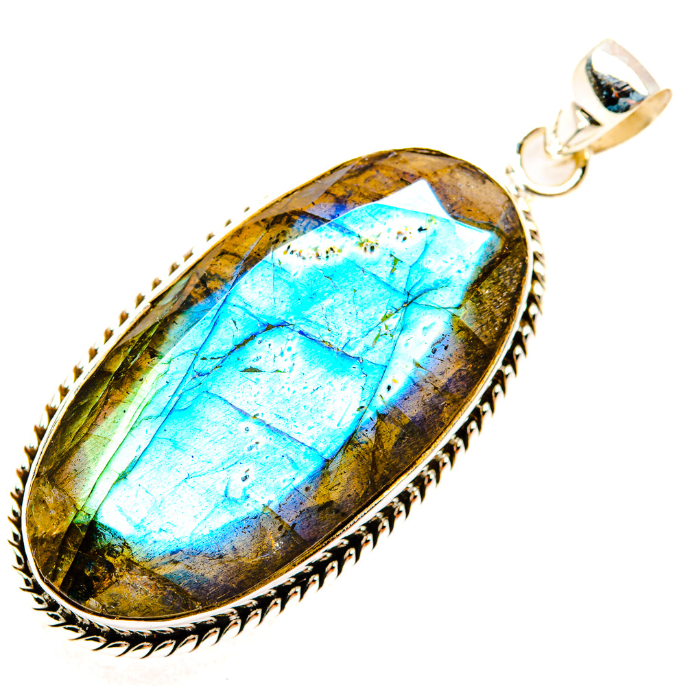 Labradorite Pendants handcrafted by Ana Silver Co - PD29126 - Photo 2