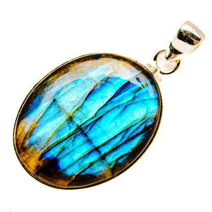 Labradorite Pendants handcrafted by Ana Silver Co - PD29301 - Photo 2