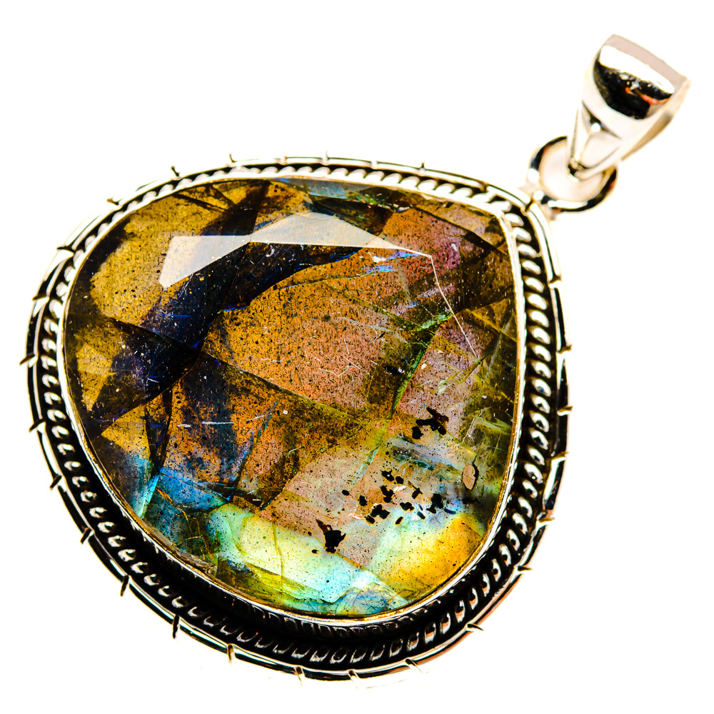Labradorite Pendants handcrafted by Ana Silver Co - PD29303 - Photo 2