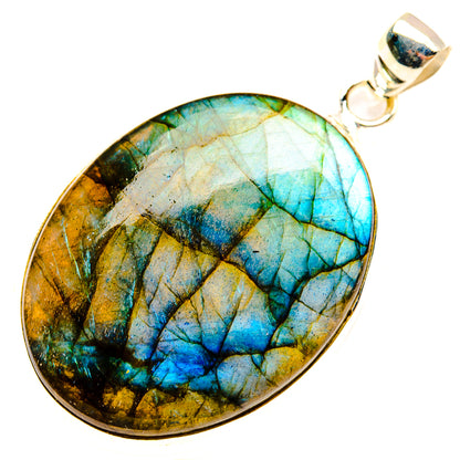 Labradorite Pendants handcrafted by Ana Silver Co - PD29304 - Photo 2