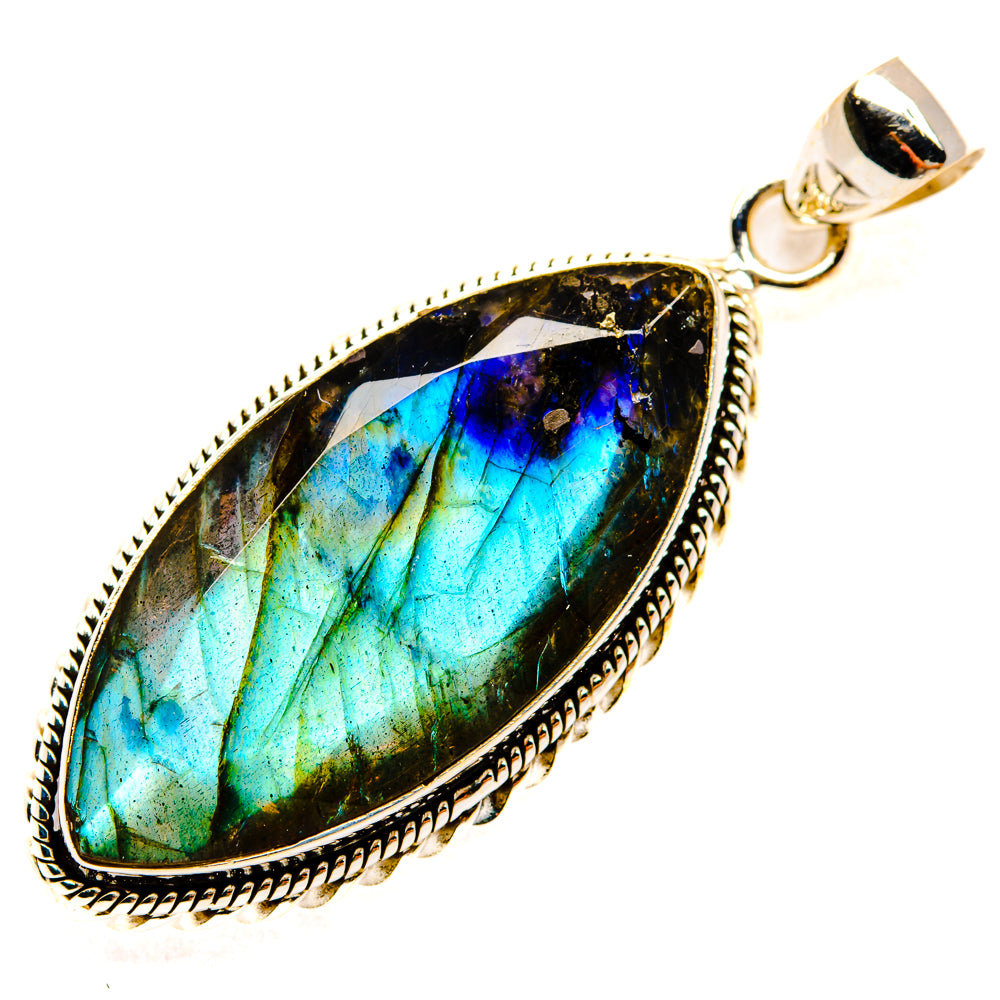 Labradorite Pendants handcrafted by Ana Silver Co - PD29310 - Photo 2