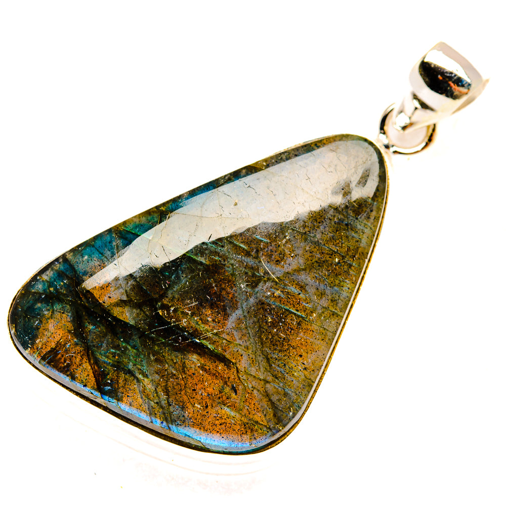 Labradorite Pendants handcrafted by Ana Silver Co - PD29314 - Photo 2