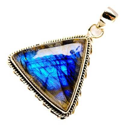 Labradorite Pendants handcrafted by Ana Silver Co - PD29342 - Photo 2