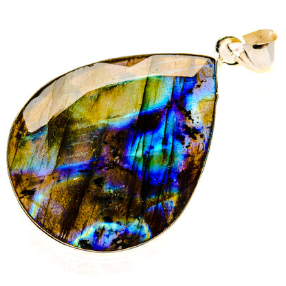 Labradorite Pendants handcrafted by Ana Silver Co - PD29344 - Photo 2