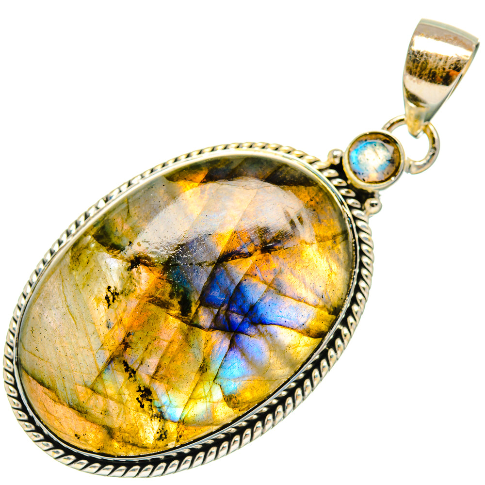 Labradorite Pendants handcrafted by Ana Silver Co - PD29417 - Photo 2