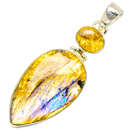 Labradorite Pendants handcrafted by Ana Silver Co - PD29671 - Photo 2
