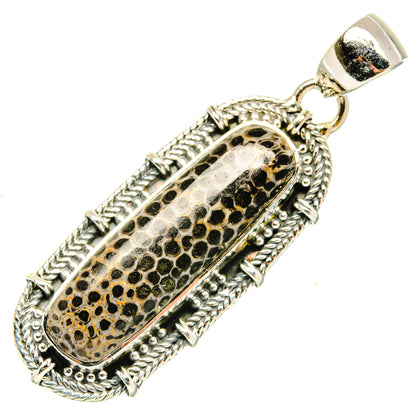 Stingray Coral Pendants handcrafted by Ana Silver Co - PD29757 - Photo 2