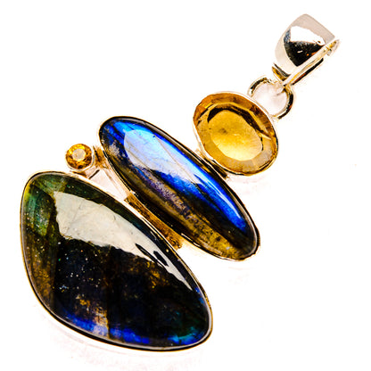 Labradorite Pendants handcrafted by Ana Silver Co - PD29915 - Photo 2