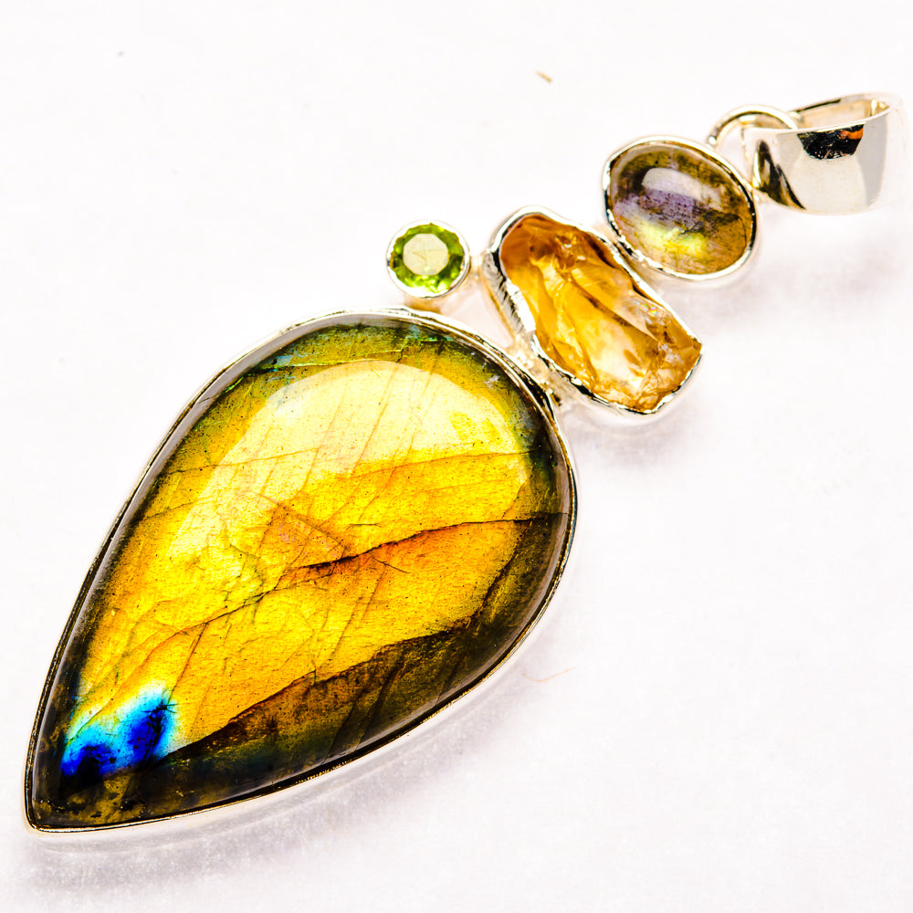 Labradorite Pendants handcrafted by Ana Silver Co - PD30067 - Photo 2