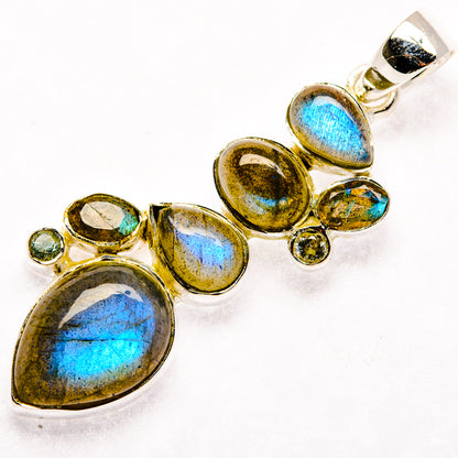 Labradorite Pendants handcrafted by Ana Silver Co - PD30075 - Photo 2