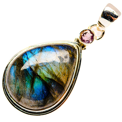 Labradorite Pendants handcrafted by Ana Silver Co - PD30727 - Photo 2