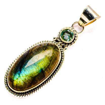 Labradorite Pendants handcrafted by Ana Silver Co - PD31002 - Photo 2