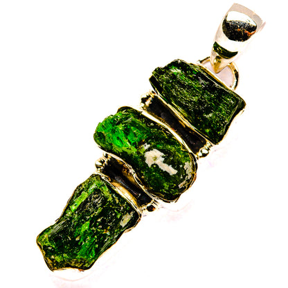 Chrome Diopside Pendants handcrafted by Ana Silver Co - PD31061 - Photo 2