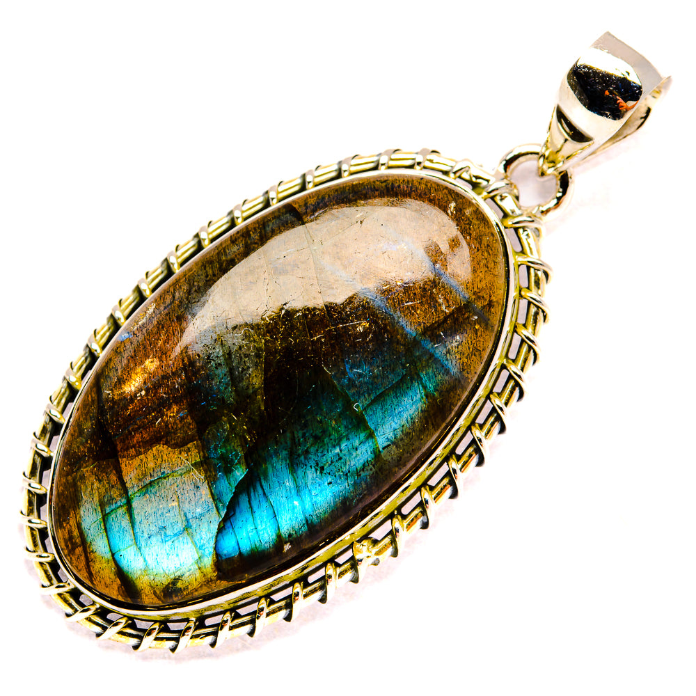 Labradorite Pendants handcrafted by Ana Silver Co - PD31227 - Photo 2