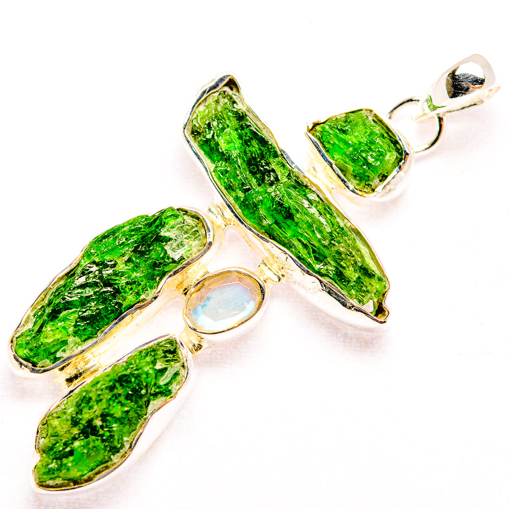Chrome Diopside Pendants handcrafted by Ana Silver Co - PD32144 - Photo 2