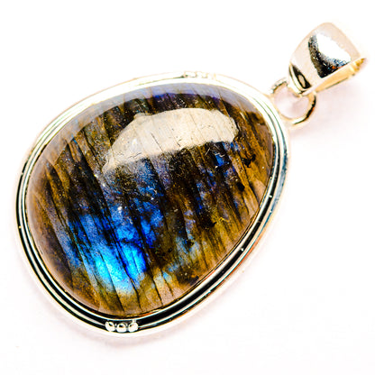 Labradorite Pendants handcrafted by Ana Silver Co - PD32239 - Photo 2